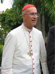 Senhor Cardeal Tarcisio Bertone presidirá como Legado Pontifício