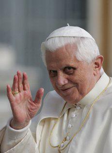 Personalidades de dentro e fora da Igreja Católica vão falar sobre importância da visita de Bento XVI a Portugal