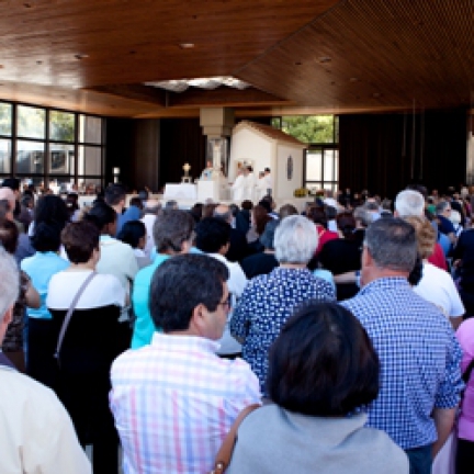 2 de junho: Em resposta ao convite do Papa Francisco, Fátima em oração