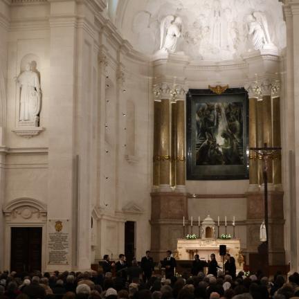 Basílica de Nossa Senhora do Rosário de Fátima encheu para ouvir o III Concerto Evocativo dos Três Pastorinhos