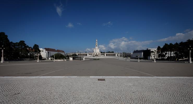 Reitor convida peregrinos a virem ao Santuário de Fátima