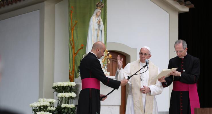 Imagem comemorativa do centenário da Imagem de Nossa Senhora de Fátima foi recebida pelo Papa Francisco com “o melhor apreço”