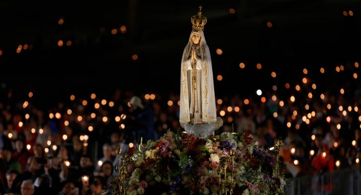 Candlelight Procession Now Held Every Day at the Shrine of Fatima