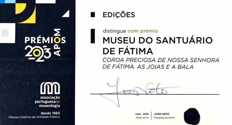 Livro sobre a Coroa Preciosa de Nossa Senhora foi premiado pela Associação Portuguesa de Museologia