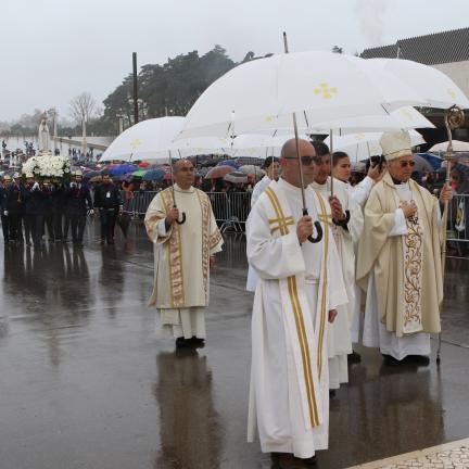 31 grupos organizados de peregrinos participam nas celebrações dominicais no Santuário