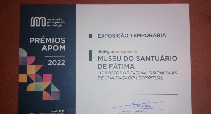 “Rostos de Fátima: fisionomias de uma paisagem espiritual” foi distinguida pela Associação Portuguesa de Museologia com o prémio Exposição Temporária