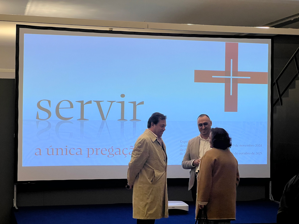 servir-a-unica-pregacao-nova-exposicao-temporaria-do-museu-santuario-de-fatima.jpg